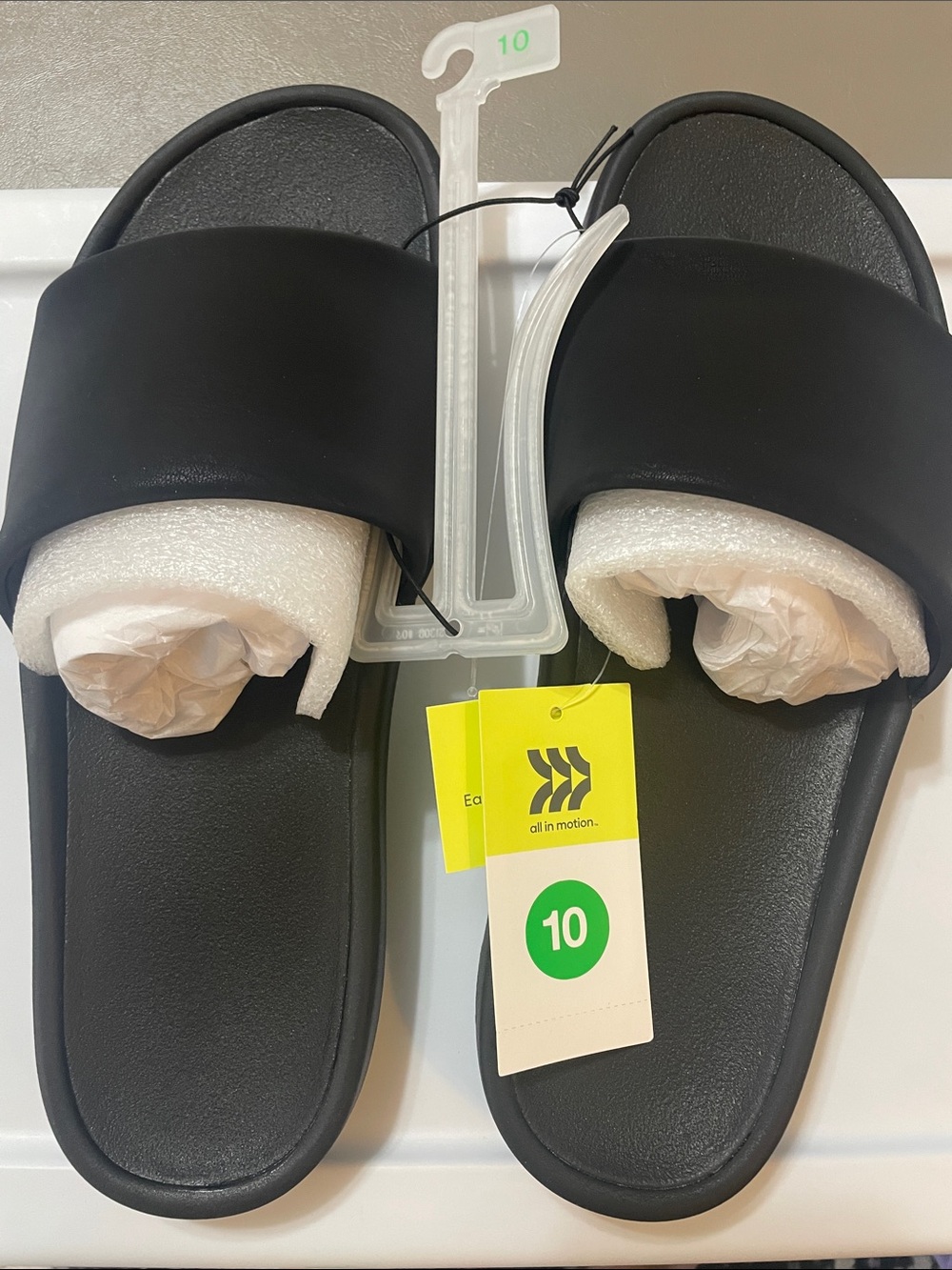 all in motion Black Slide Sandals soft cushion insole NWT Sz. 10 nice shoes